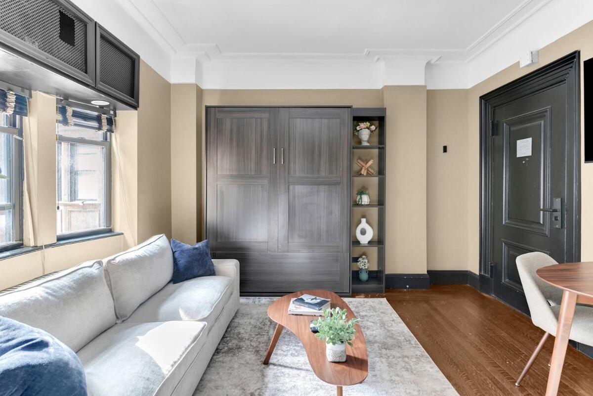 Appartement Highly Desired Times Square With Gym